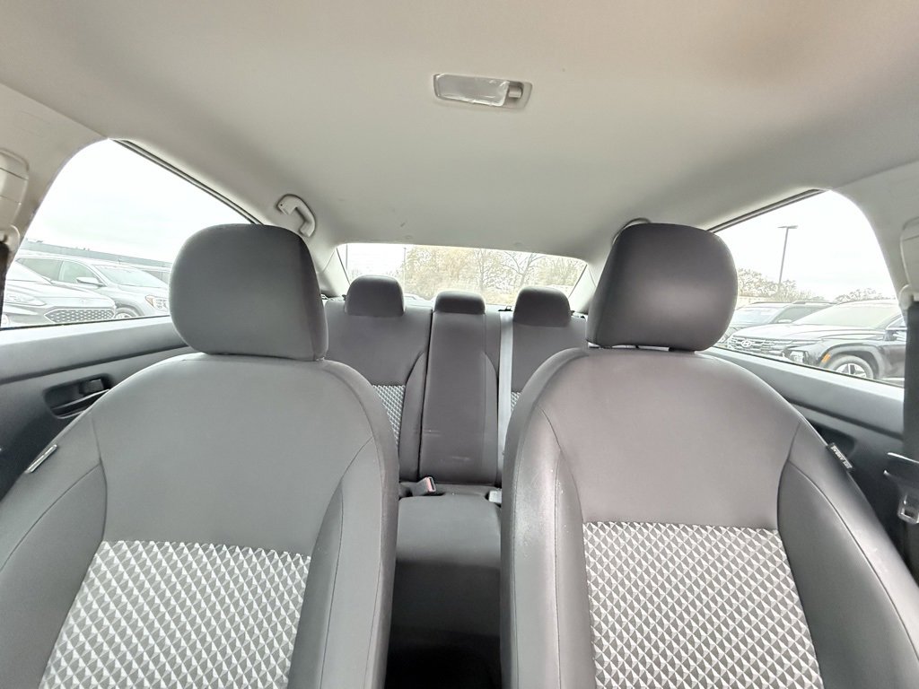 Used 2021 Nissan Versa S image 21