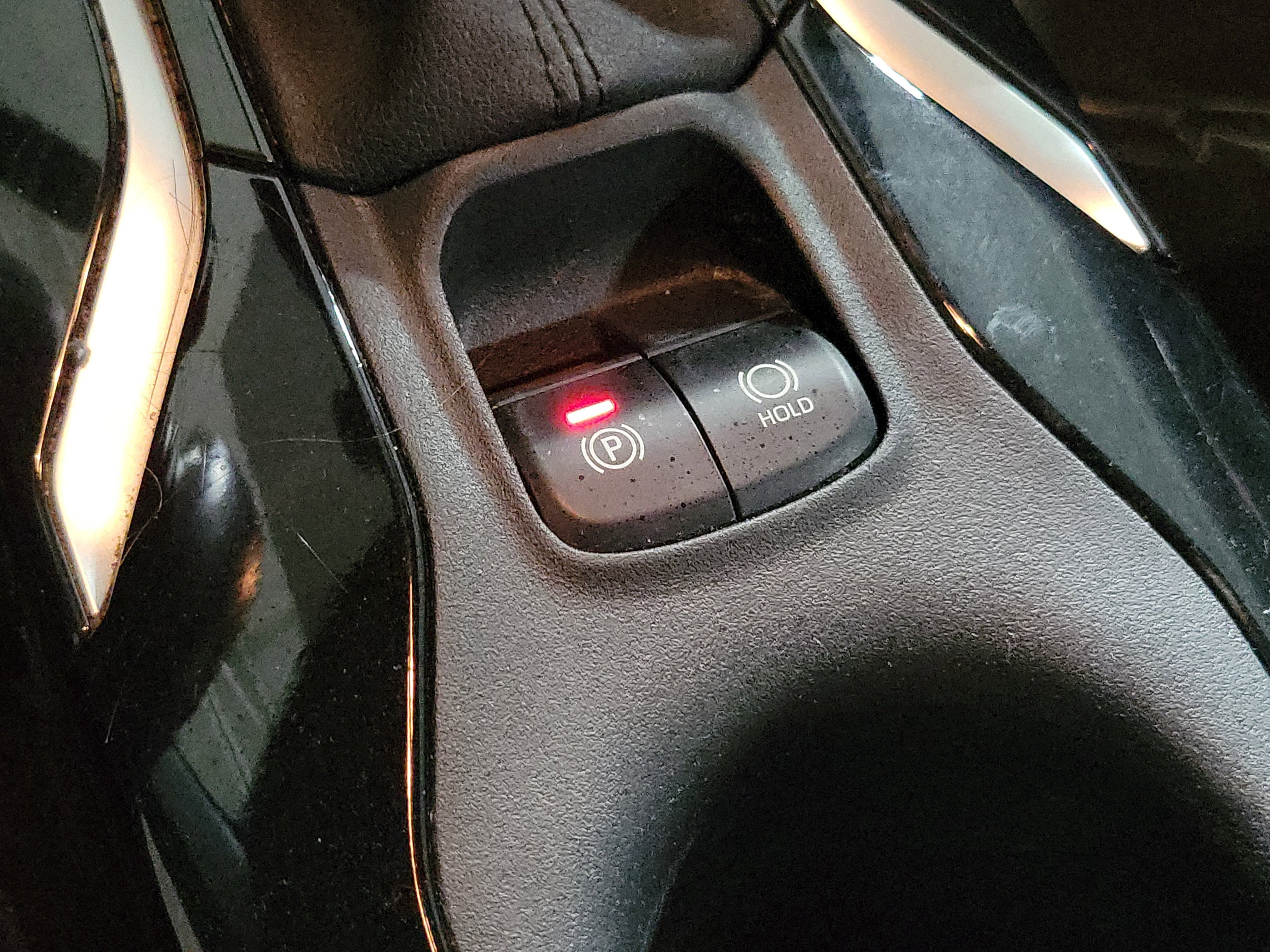 Used 2021 Toyota Corolla SE w/ Carpet Mat Package (TMS) image 31