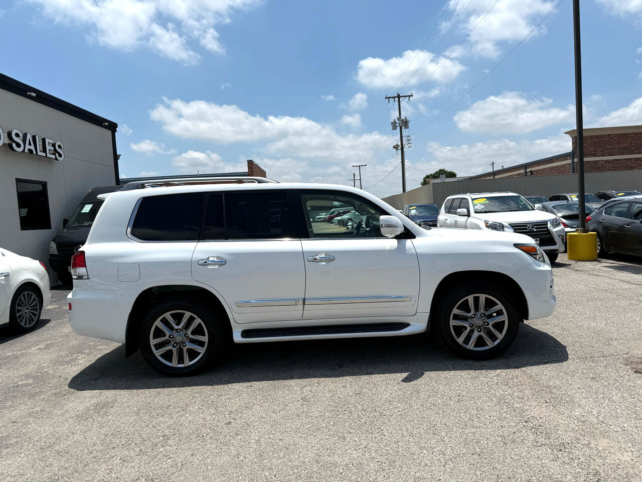 Used 2015 Lexus LX 570 4WD image 5