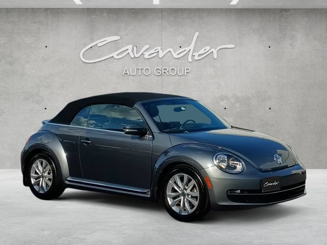 Used 2013 Volkswagen Beetle TDI FWD image 2
