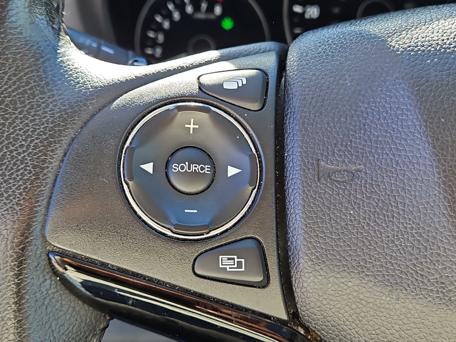 Used 2016 Honda HR-V EX-L image 22