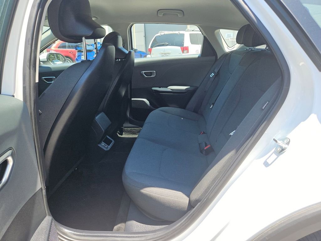 Used 2025 Kia K4 FWD image 17