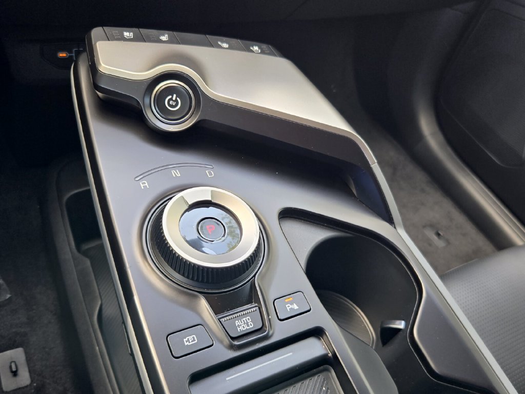 New 2026 Kia EV6 Wind RWD image 10