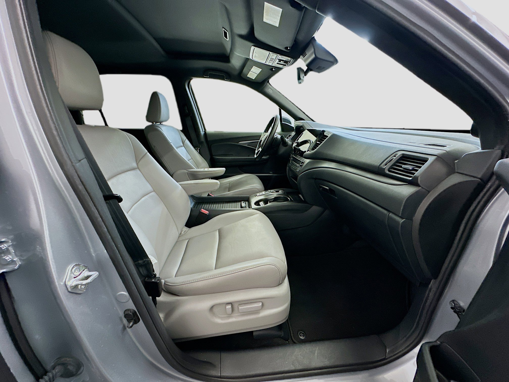 Used 2023 Honda Passport EX-L image 33