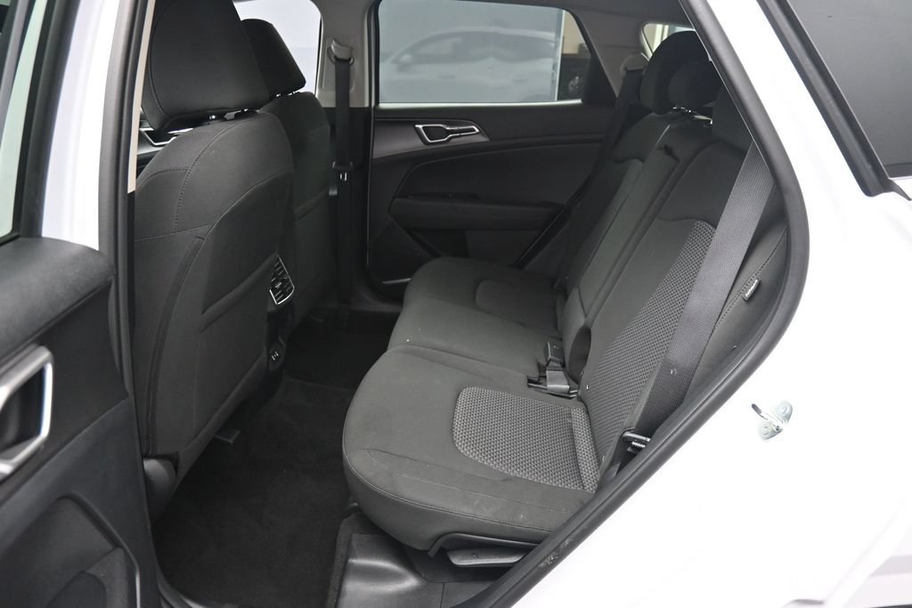 Used 2026 Kia Sportage LX FWD image 11