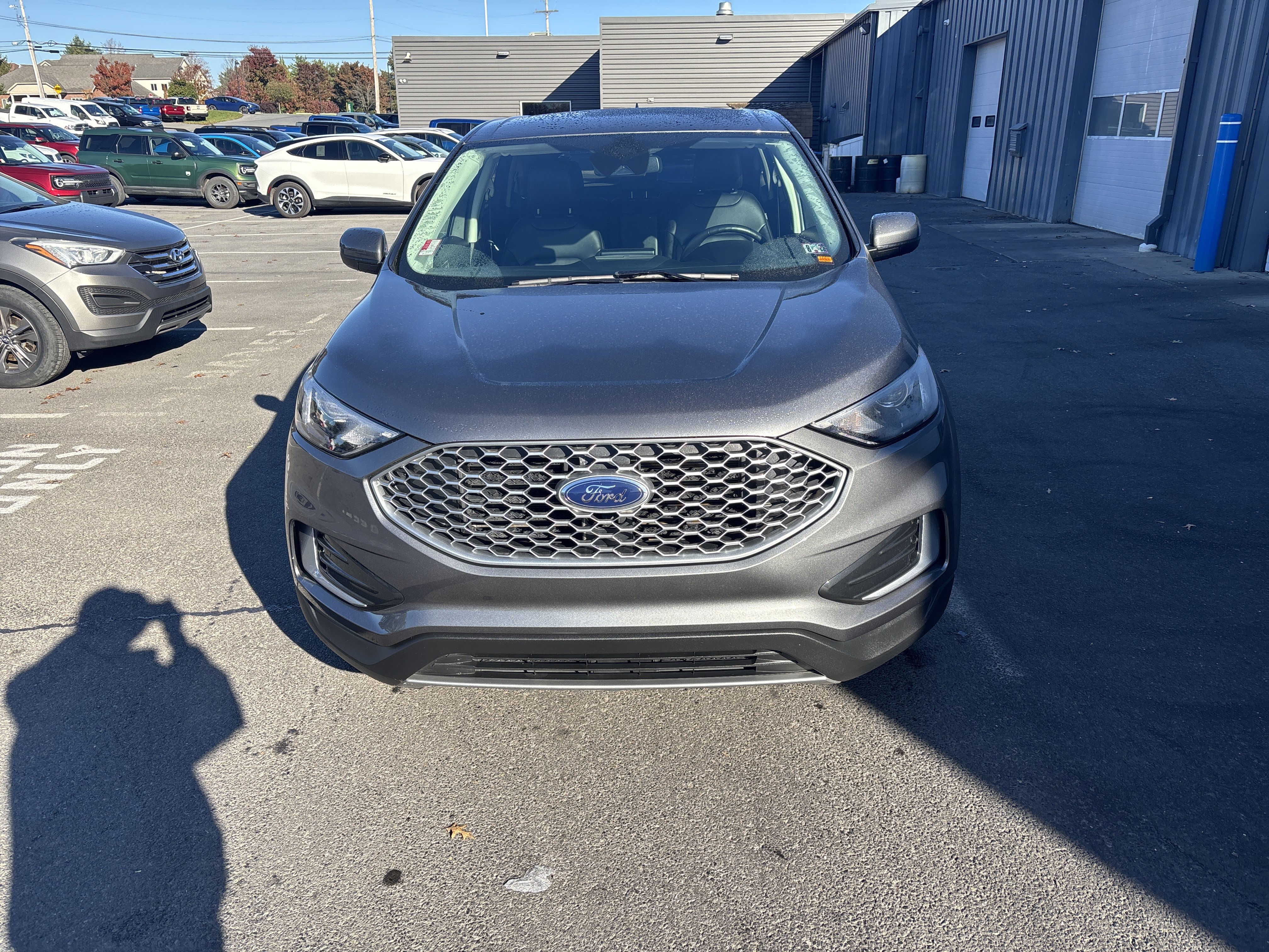 Used 2024 Ford Edge SEL image 9