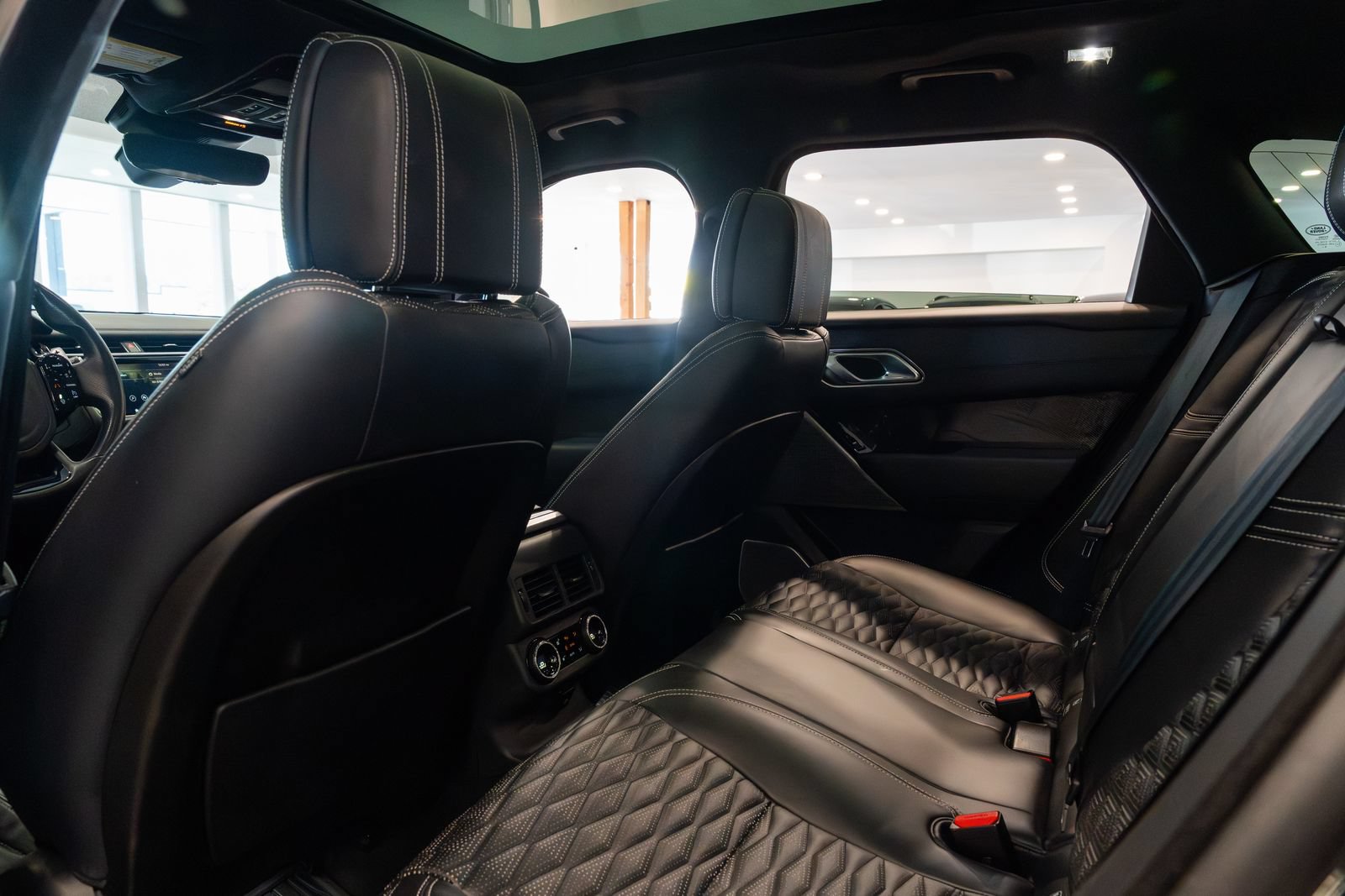 Used 2020 Land Rover Range Rover Velar SV Autobiography Dynamic AWD/4WD image 23