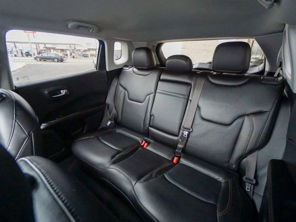 Used 2018 Jeep Compass Limited image 28