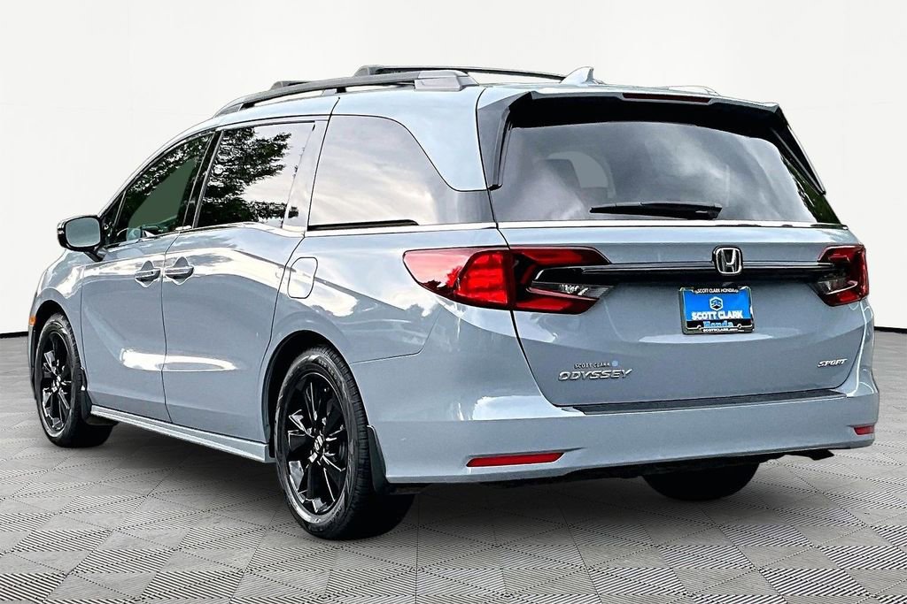 Used 2024 Honda Odyssey Sport image 5