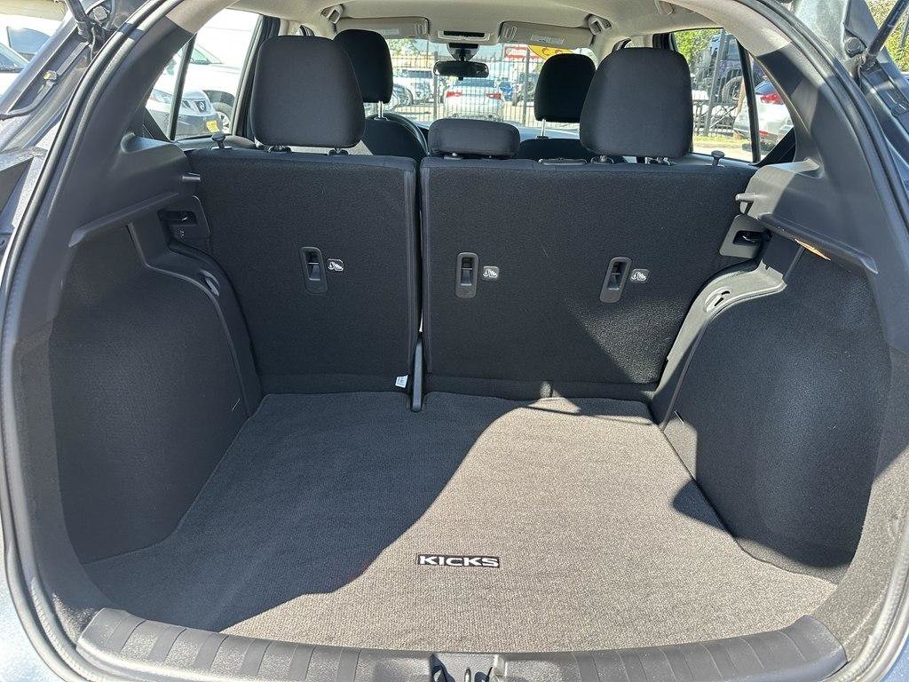 Used 2023 Nissan Kicks S FWD image 16