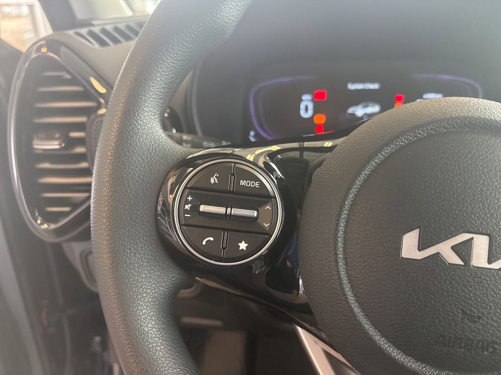 New 2025 Kia Soul S image 17