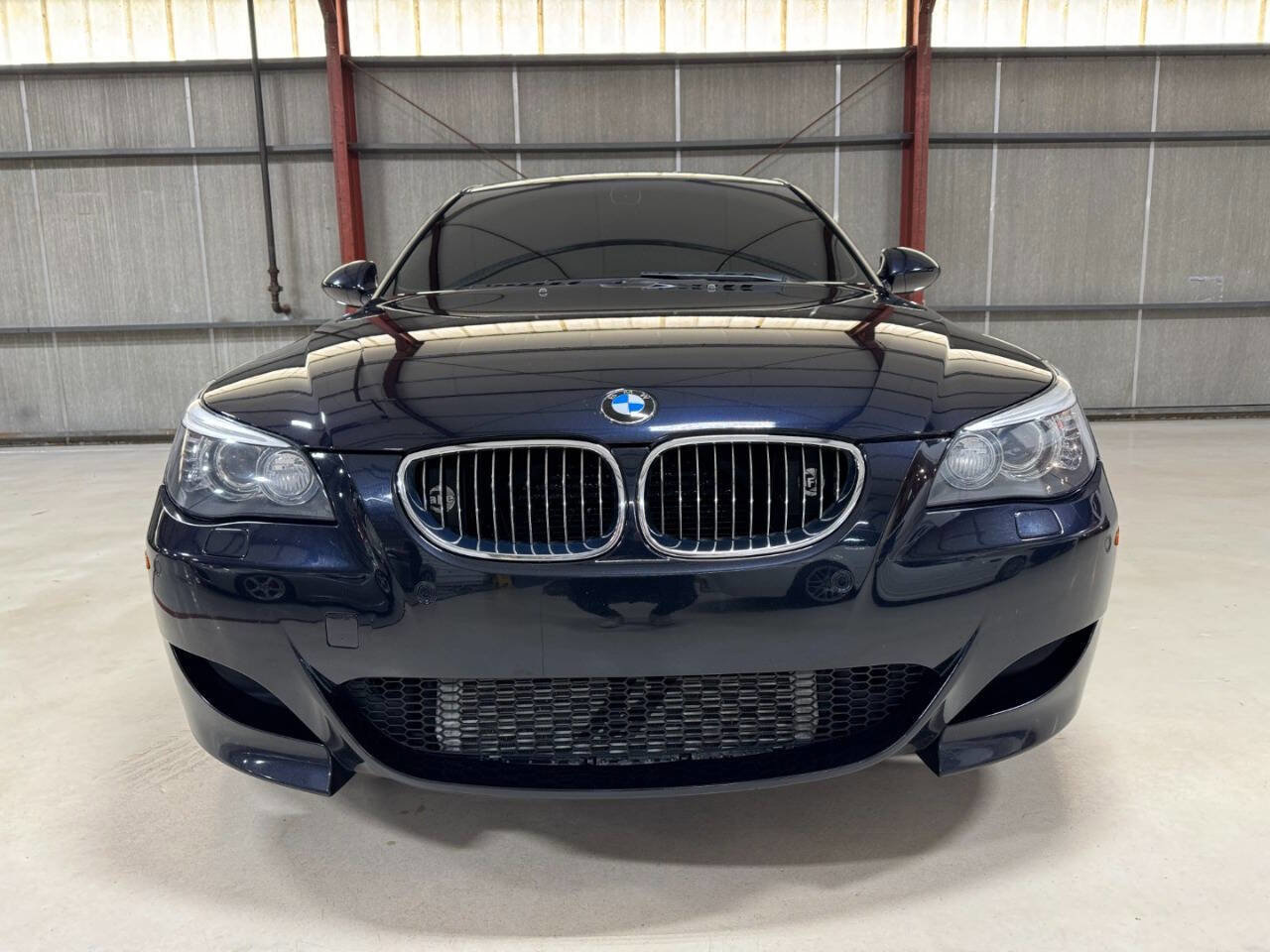 Used 2010 BMW M5 image 16