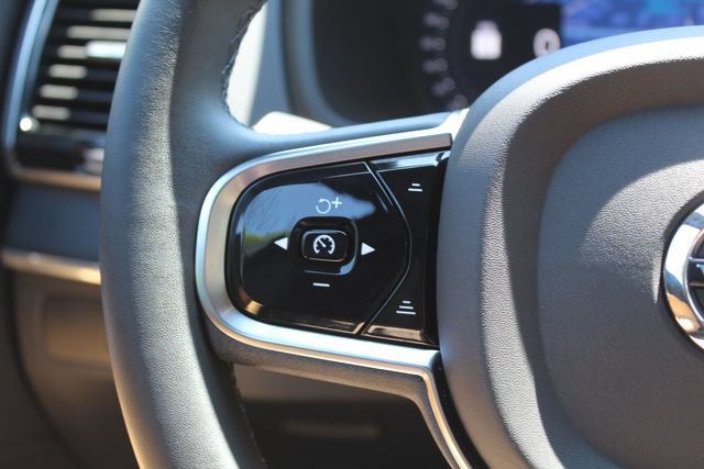 Certified 2023 Volvo XC90 B6 Ultimate w/ Protection Package Premier AWD/4WD image 18