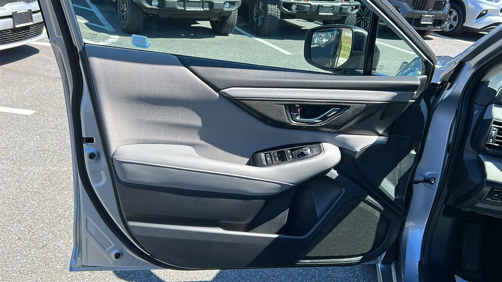 Certified 2025 Subaru Legacy Premium AWD/4WD image 9