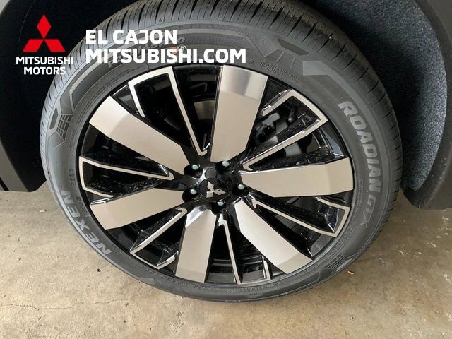New 2026 Mitsubishi Outlander SE FWD image 6