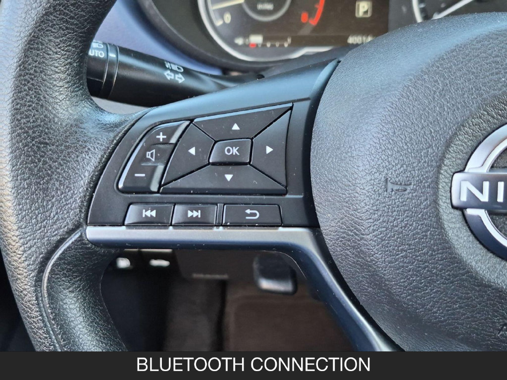 Used 2023 Nissan Versa SV w/ Electronics Package FWD image 17