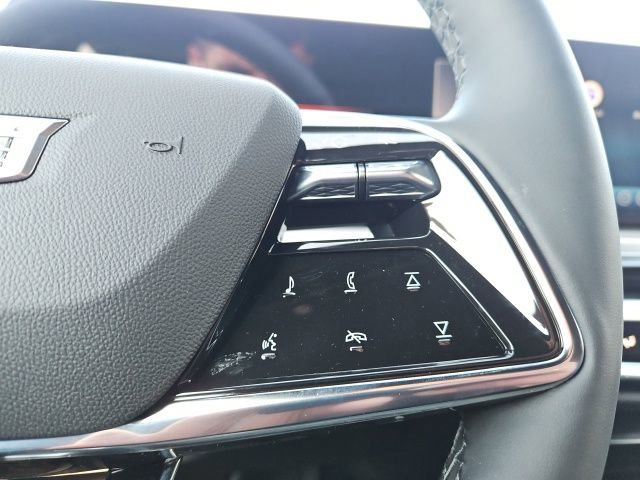 New 2026 Cadillac Lyriq Luxury w/ LPO, Floor Liner Package image 32