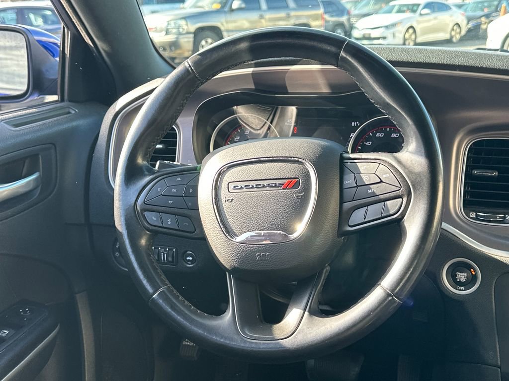 Used 2022 Dodge Charger SXT RWD image 17