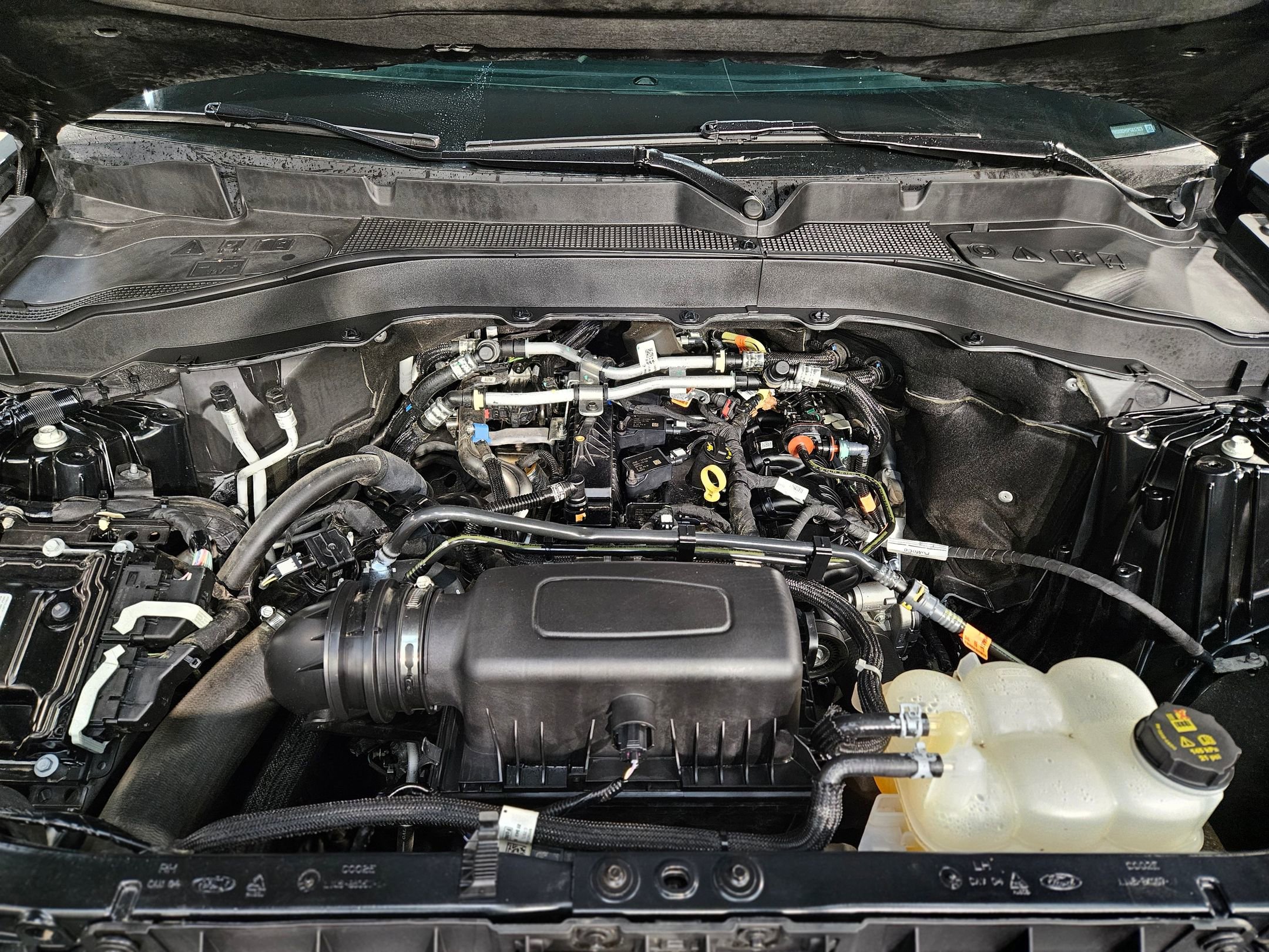 Used 2023 Ford Explorer XLT image 19