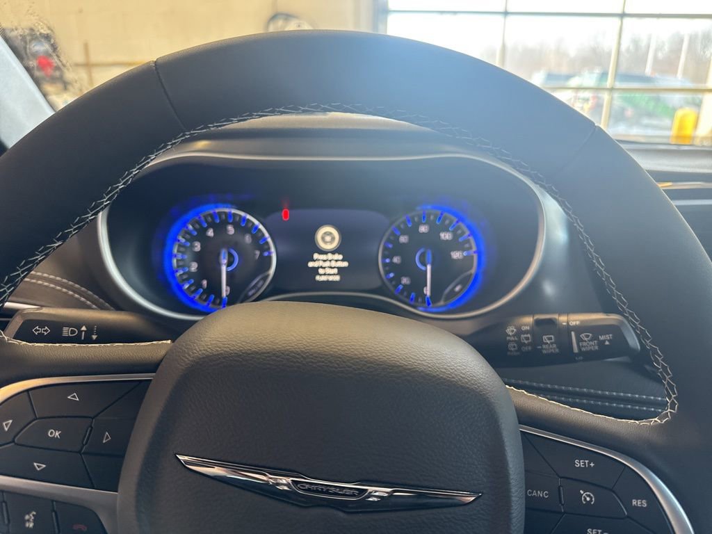 New 2026 Chrysler Pacifica Select image 25