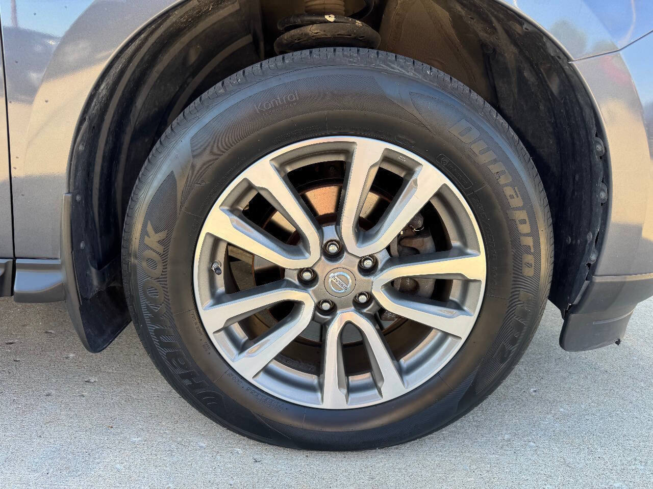 Used 2013 Nissan Pathfinder S image 23