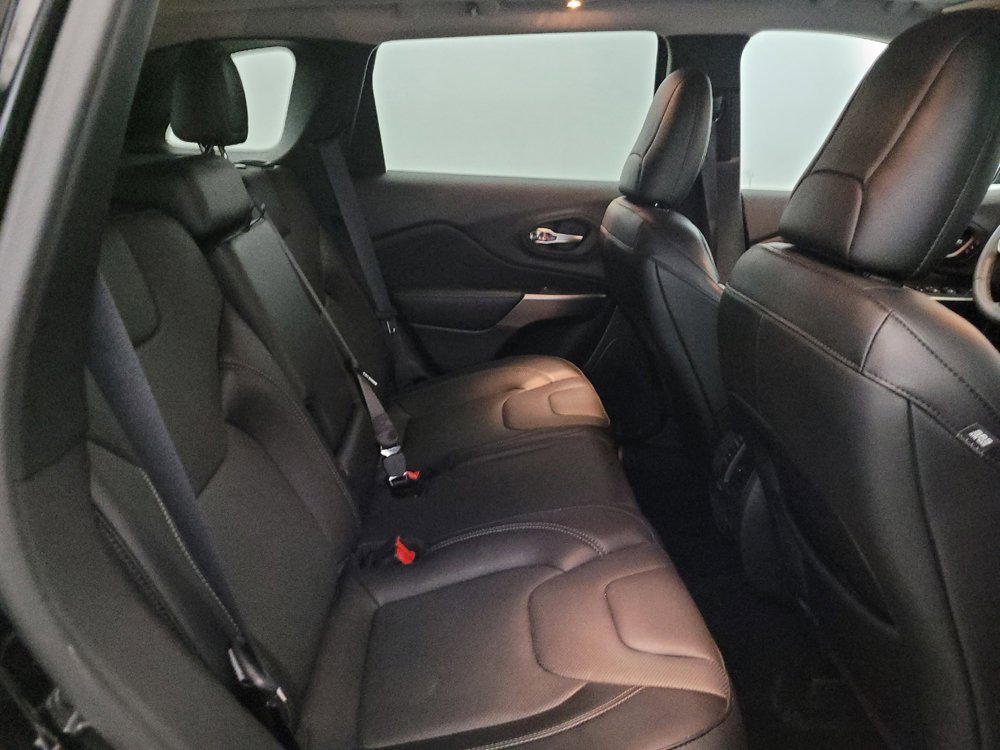 Used 2021 Jeep Cherokee Limited AWD/4WD image 19