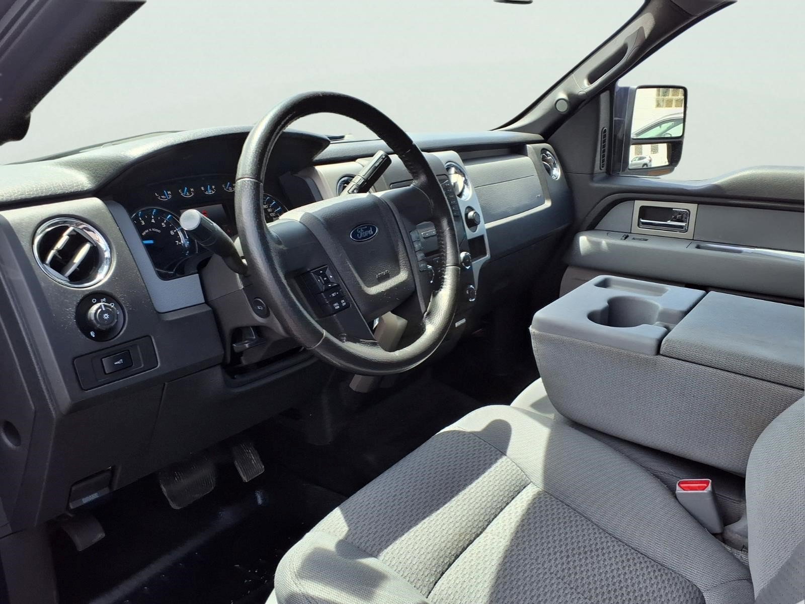 Used 2014 Ford F150 XLT w/ Equipment Group 302A Luxury AWD/4WD image 8