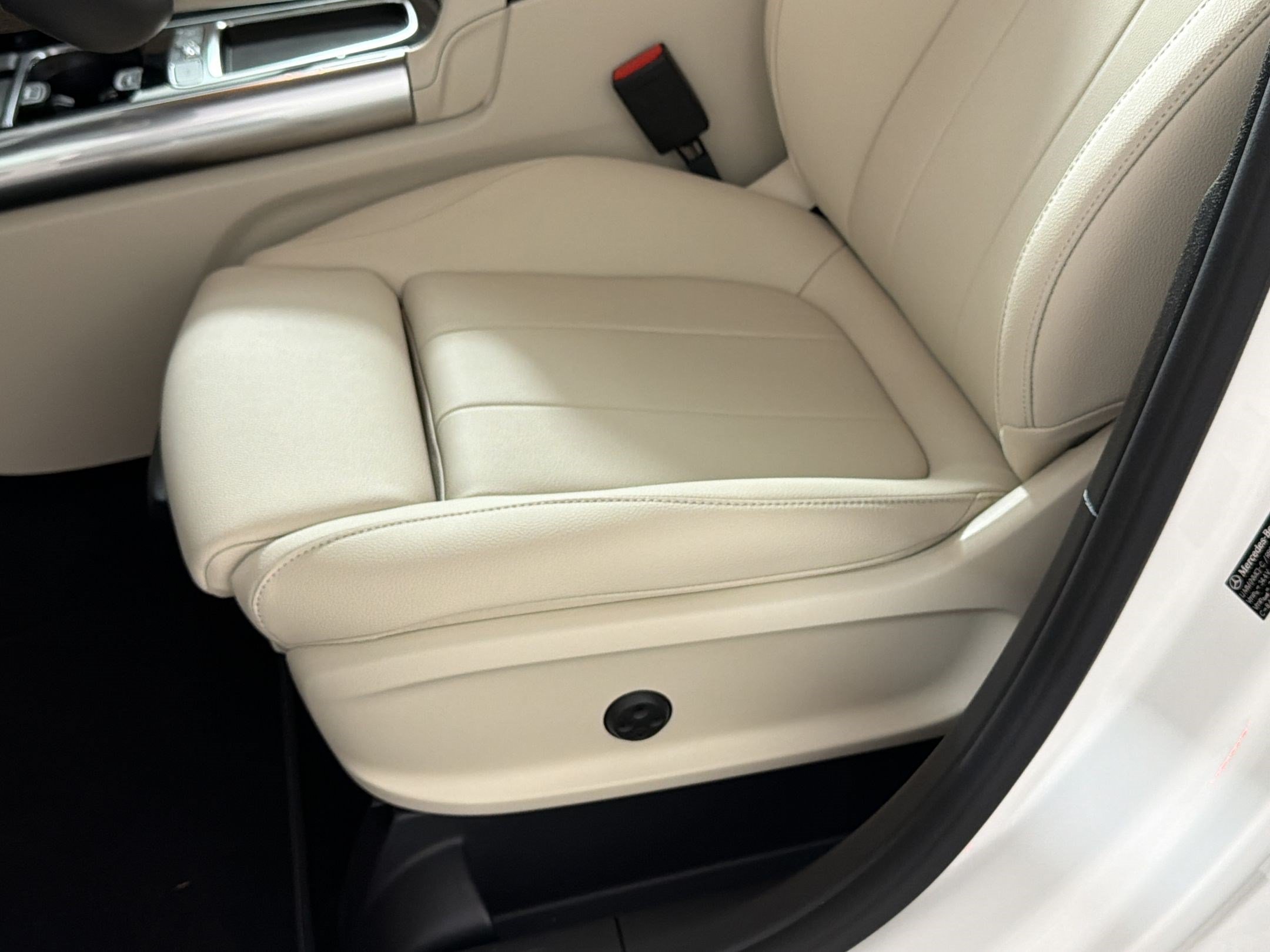 Used 2026 Mercedes-Benz GLA 250 4MATIC image 15