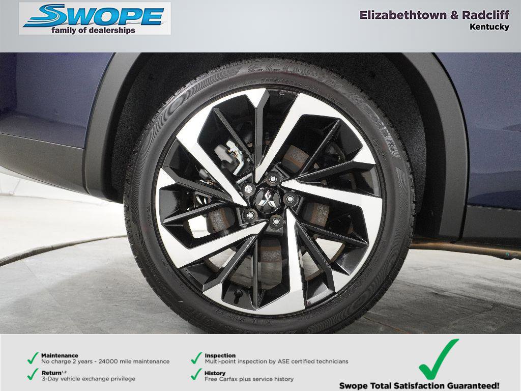 New 2025 Mitsubishi Outlander SE image 27