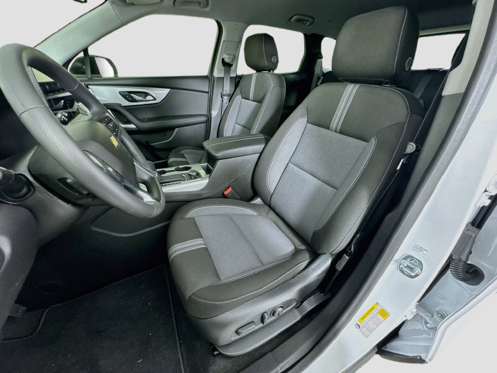 New 2026 Chevrolet Blazer LT w/ Convenience Package FWD image 12