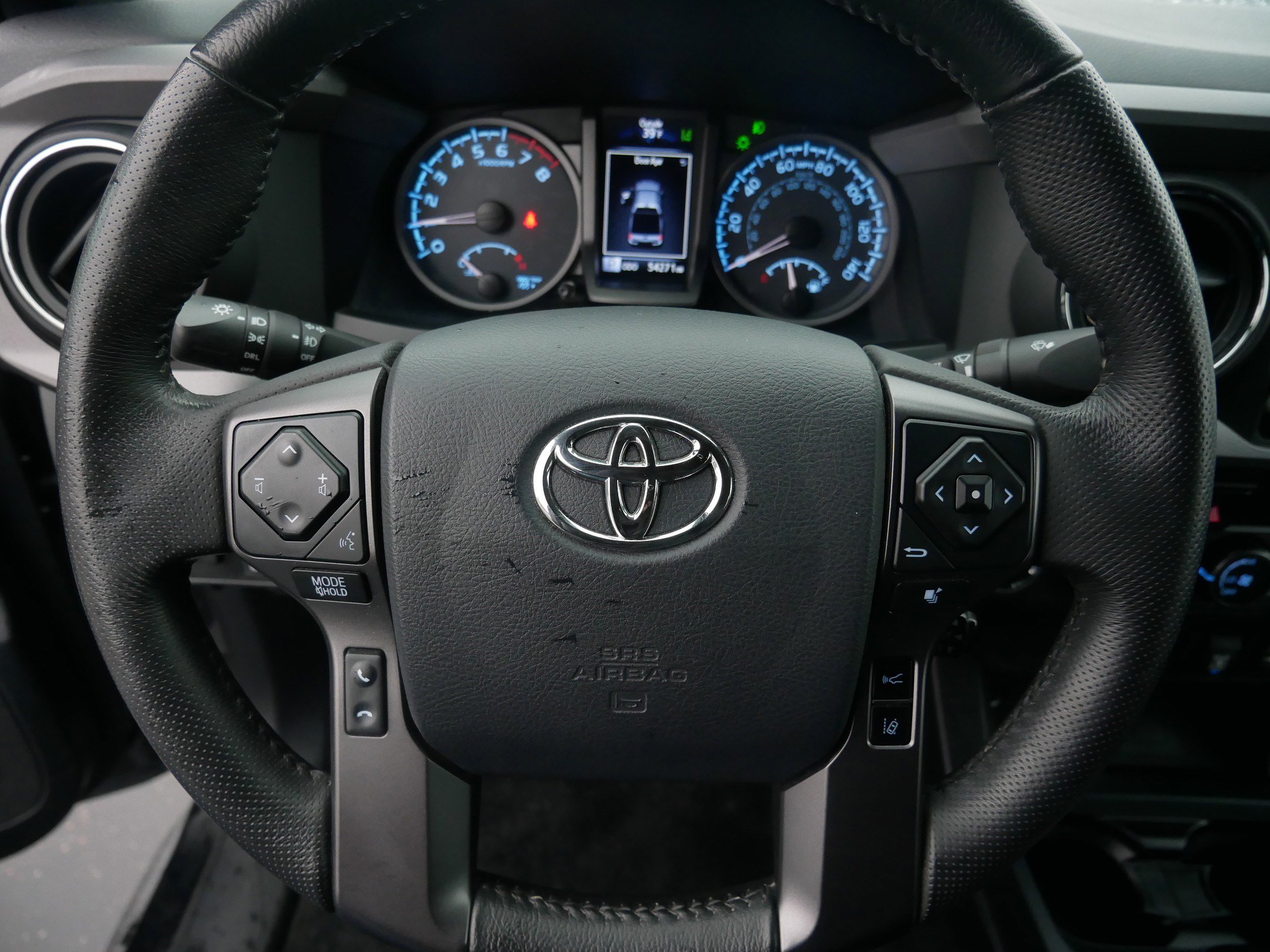 Used 2019 Toyota Tacoma TRD Sport image 25