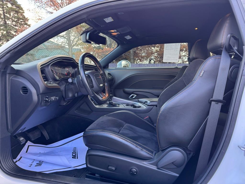 Used 2022 Dodge Challenger GT w/ Plus Package image 18