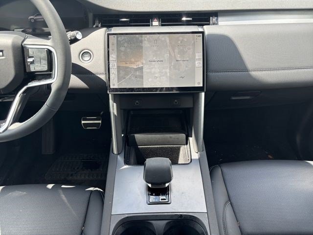 Used 2025 Land Rover Discovery Sport Dynamic SE AWD/4WD image 15