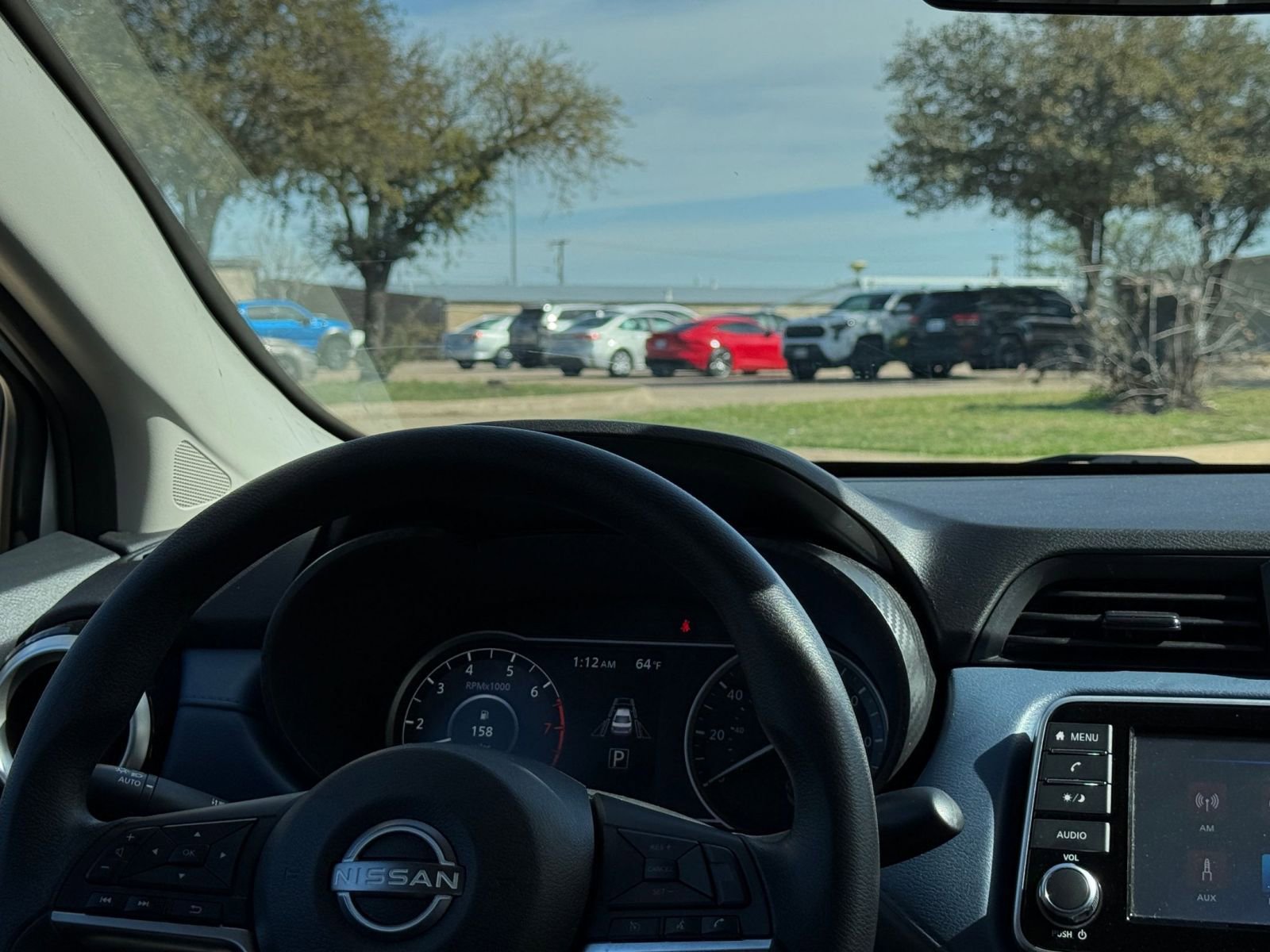 Used 2025 Nissan Versa SV image 34