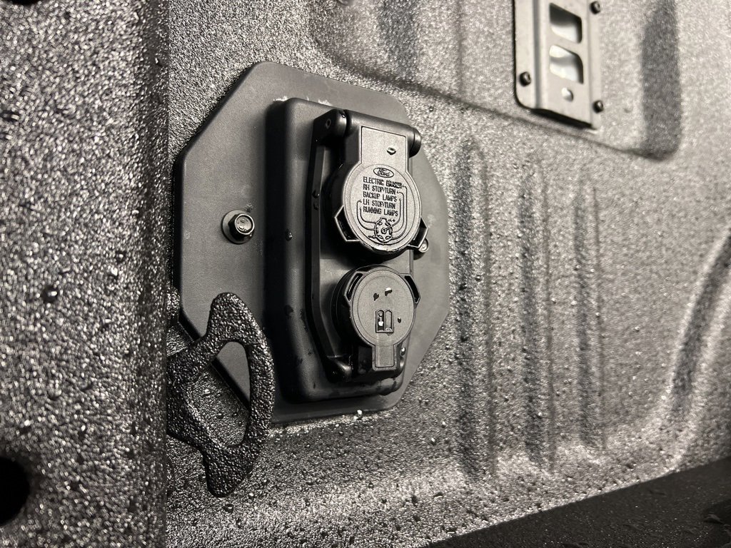 New 2026 Ford F250 Lariat w/ Black Appearance Package image 41