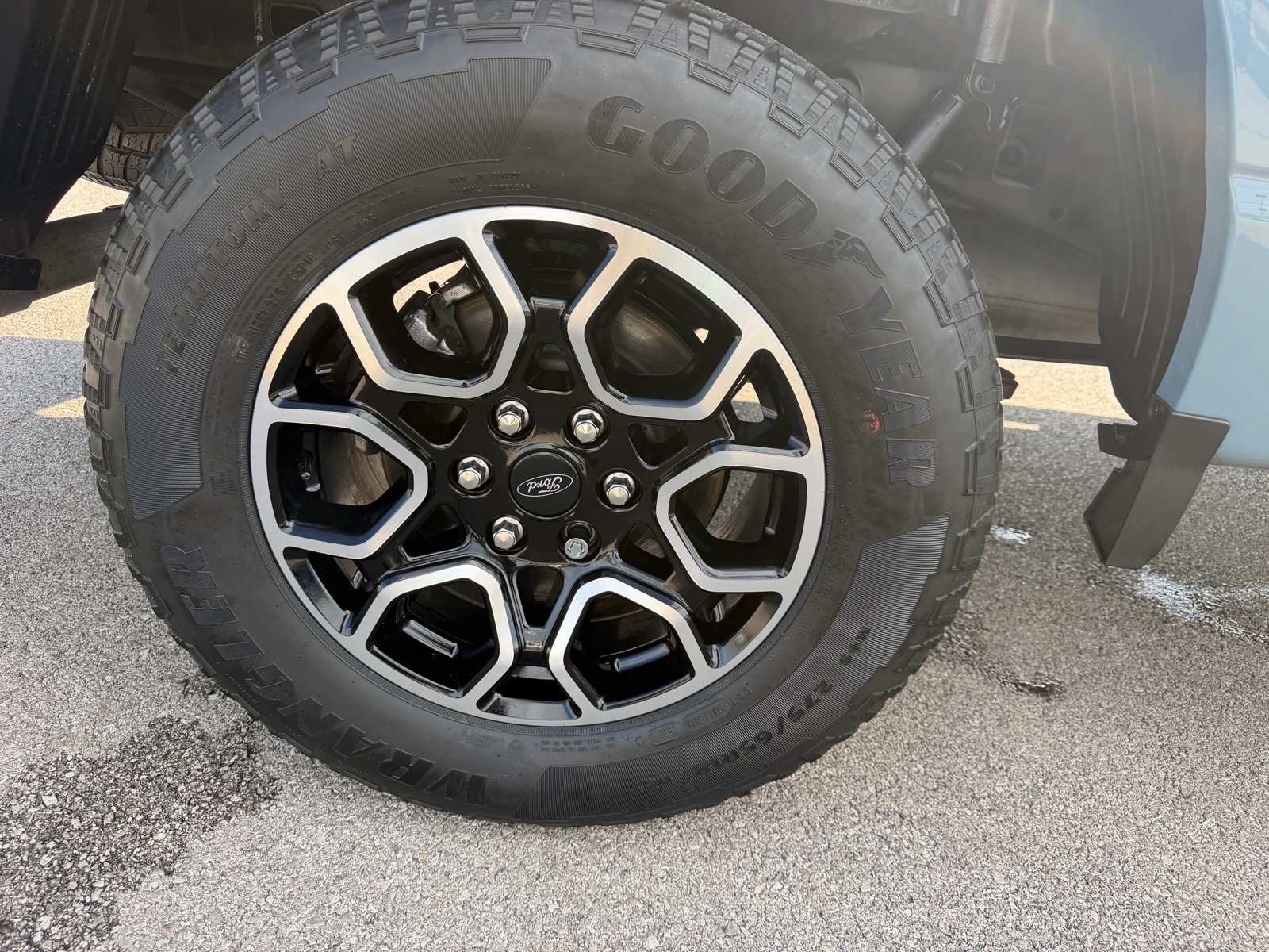 Used 2023 Ford F150 XLT w/ Equipment Group 302A High AWD/4WD image 27