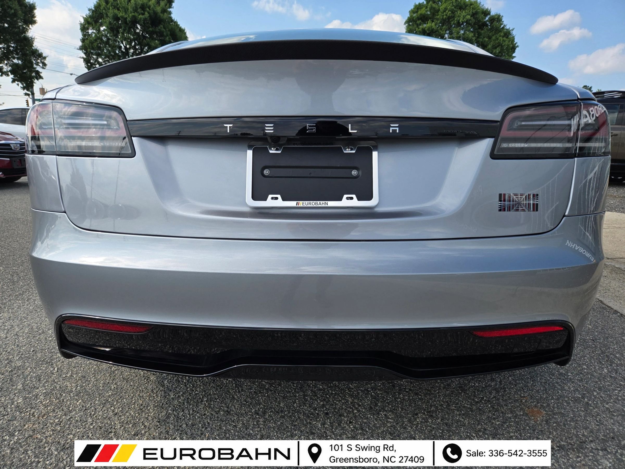 Used 2024 Tesla Model S Plaid AWD/4WD image 4
