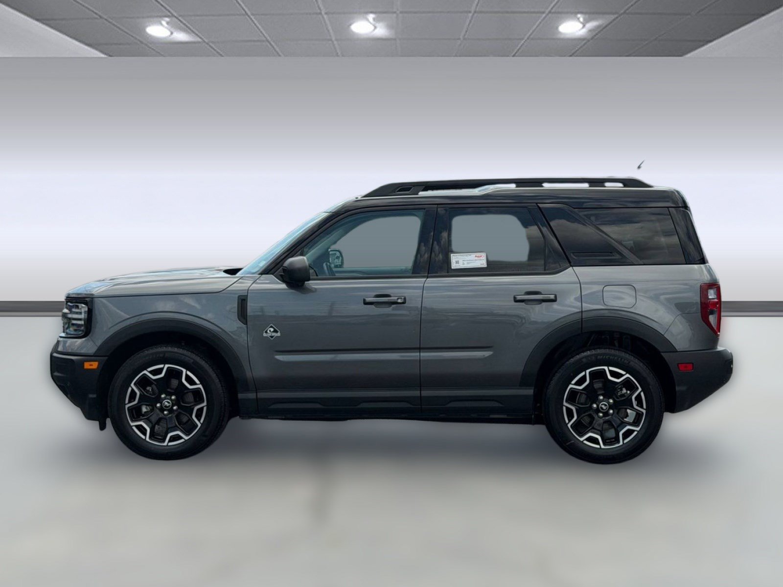 Used 2025 Ford Bronco Sport Outer Banks w/ Outer Banks Tech Package+ AWD/4WD image 3