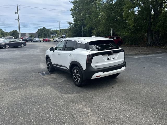 Used 2025 Nissan Kicks SV FWD image 7