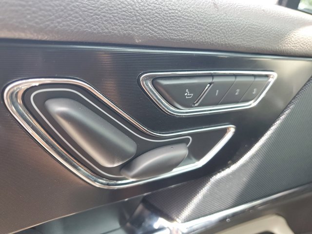 Used 2020 Lincoln Corsair Reserve w/ Equipment Group 201A image 22