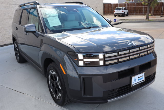 Used 2026 Hyundai Santa Fe SEL FWD image 4
