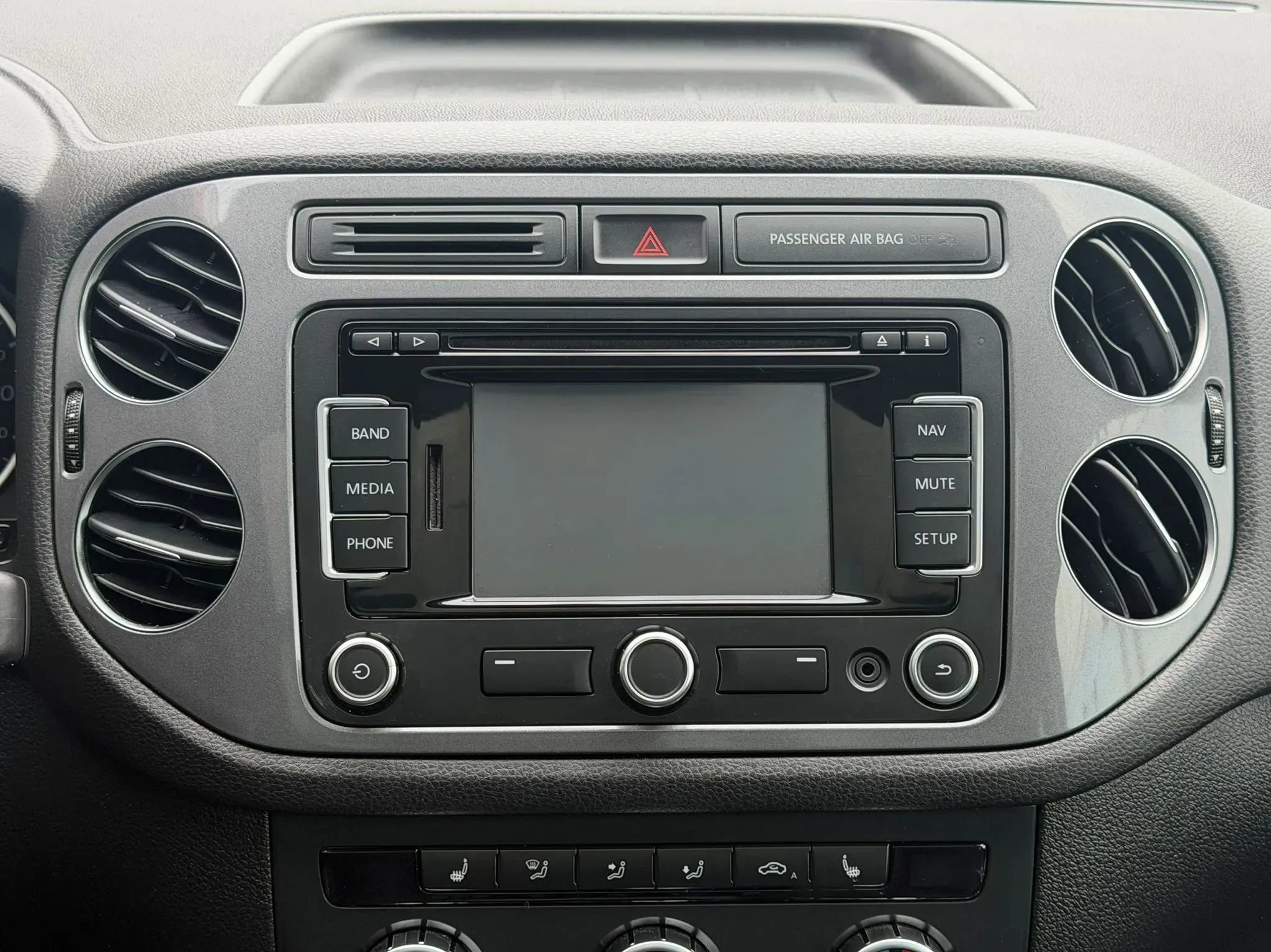 Used 2013 Volkswagen Tiguan S AWD/4WD image 16