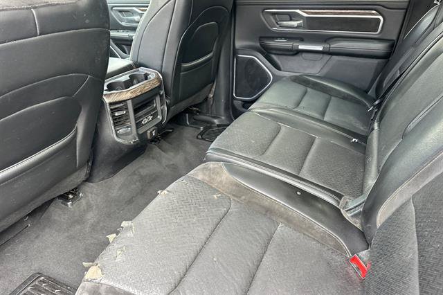 Used 2019 RAM 1500 Laramie AWD/4WD image 12