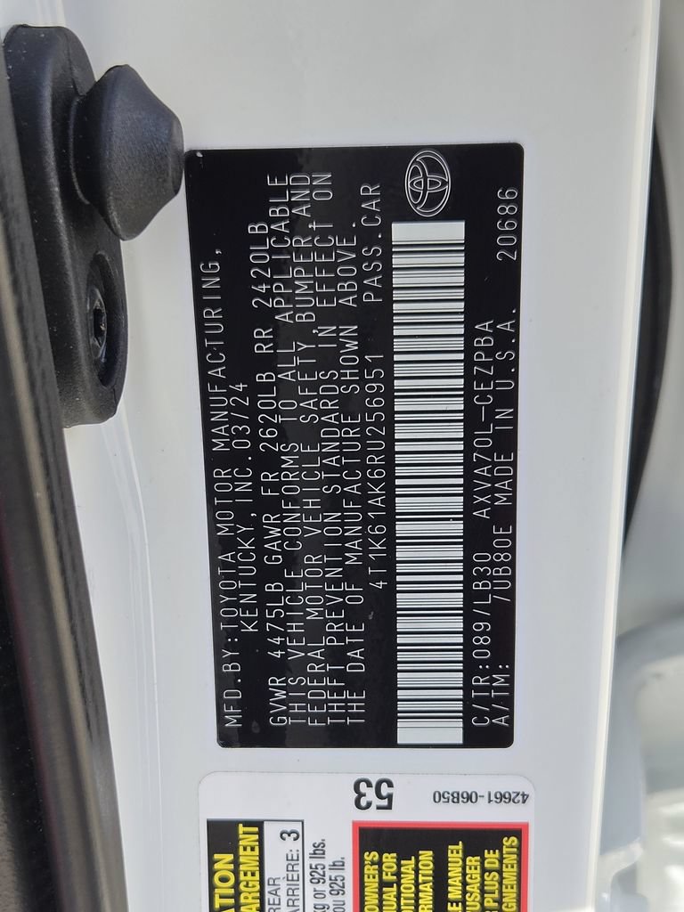 Used 2024 Toyota Camry XSE FWD image 32