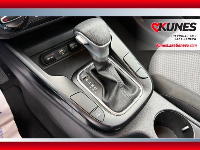 Used 2024 Kia Soul LX w/ Option Group 015 FWD image 23