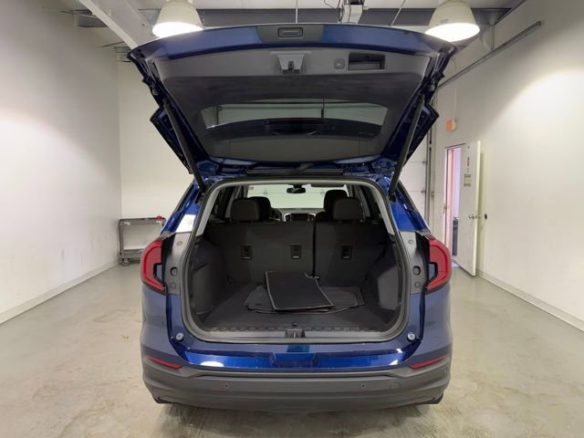 Certified 2023 GMC Terrain SLE w/ Driver Convenience Package image 8