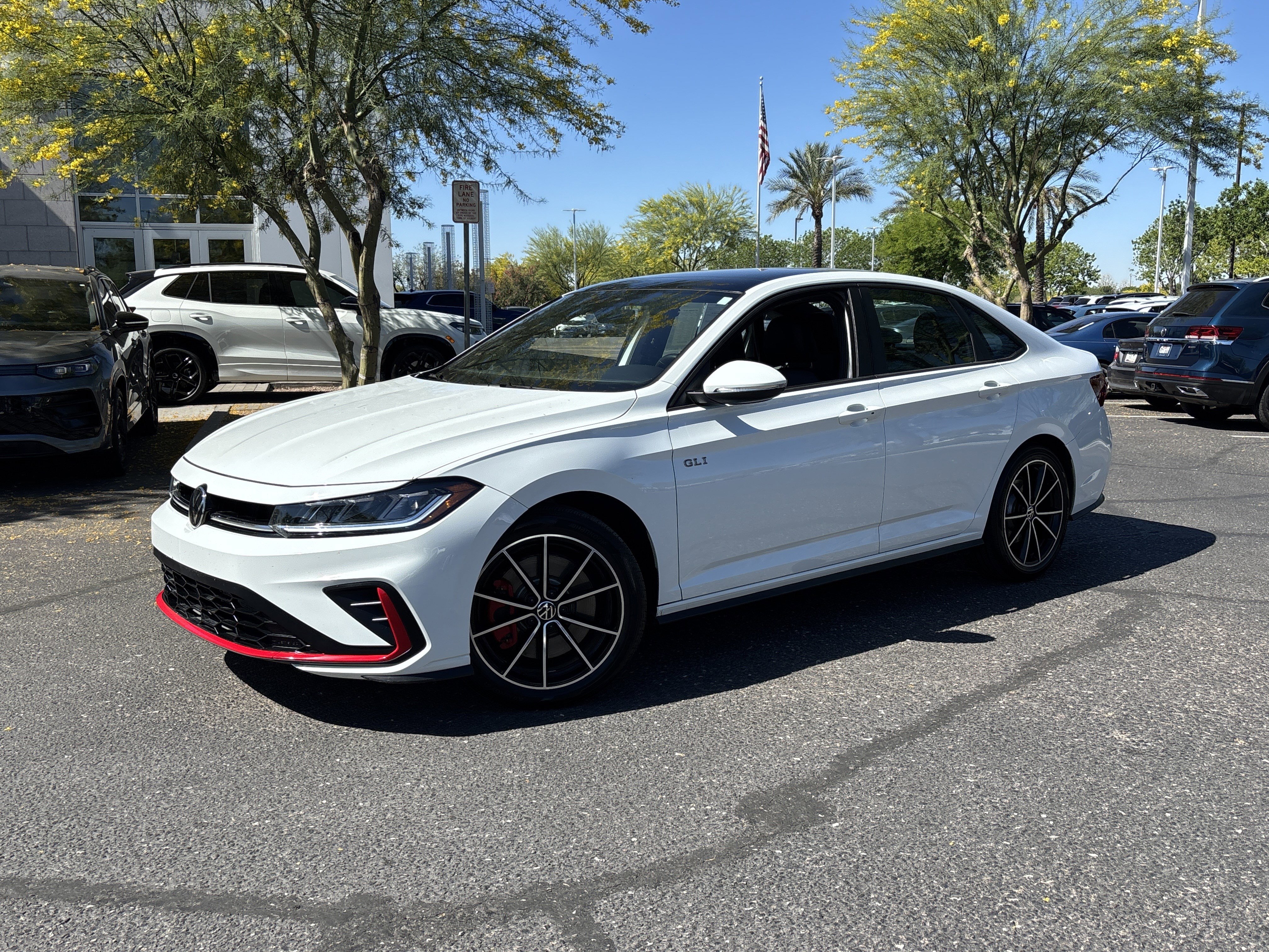 Used 2025 Volkswagen Jetta GLI Autobahn image 32