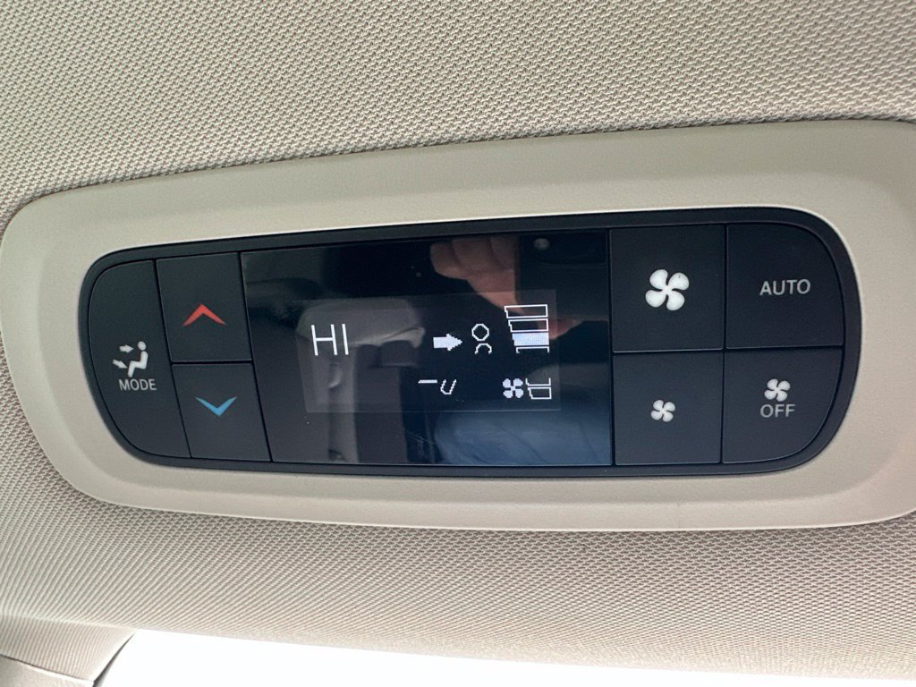 Used 2020 Chrysler Pacifica Touring-L Plus FWD image 32