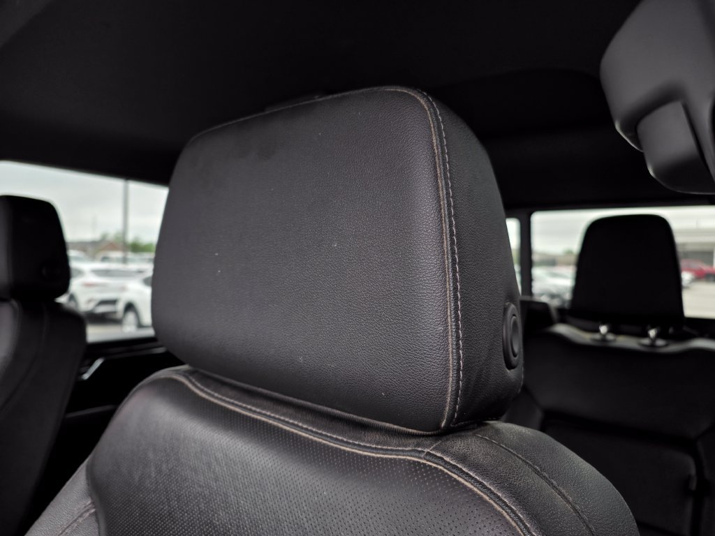Used 2024 Chevrolet Silverado 2500 LTZ w/ LTZ Convenience Package AWD/4WD image 21
