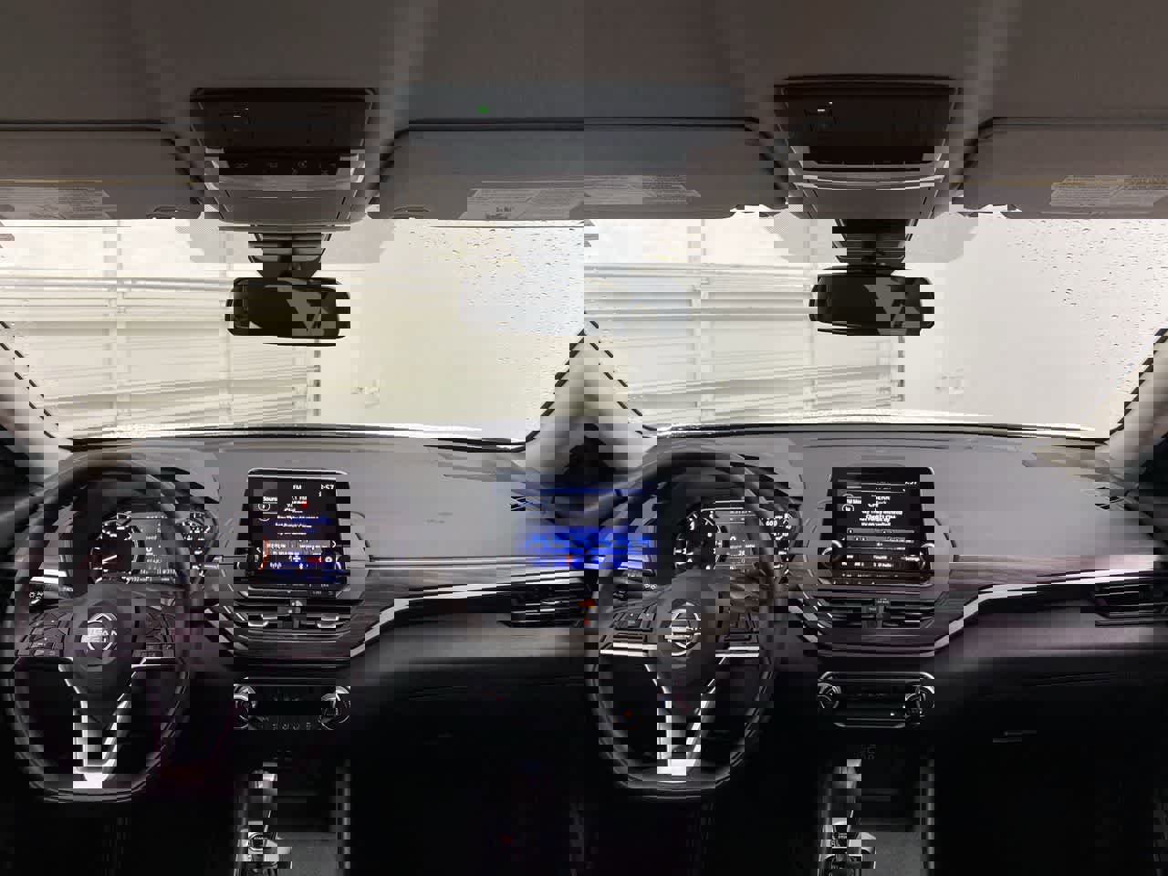 Used 2025 Nissan Altima 2.5 SV image 13